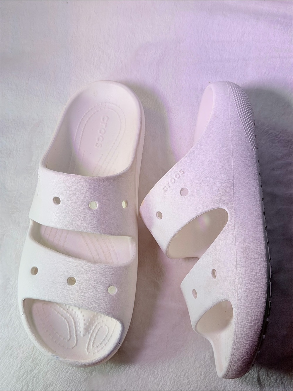 CROCS Classic Dual-Strap White Slide - Picture 6 of 10
